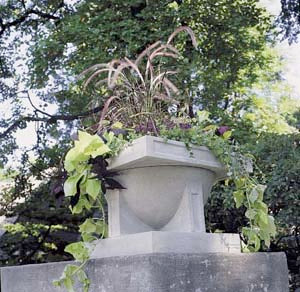 Oak Park Studio Urn Planter 24".