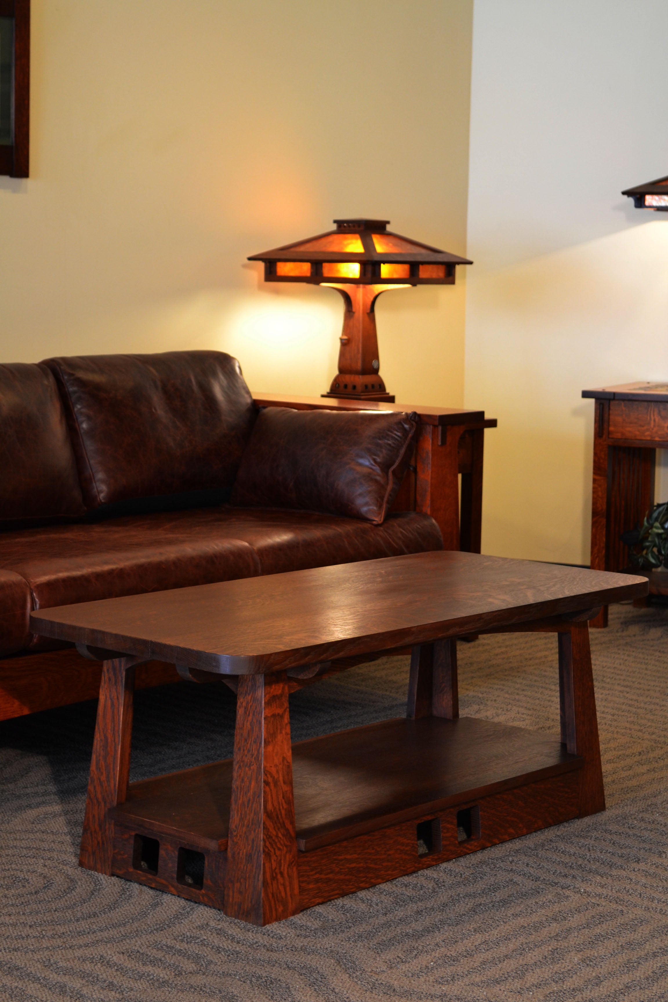 Craftsman style 2025 coffee table